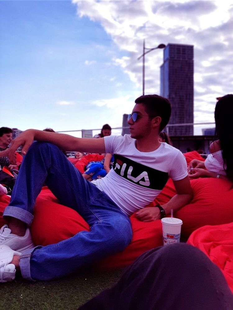  16665090  Armen, 25 ,    