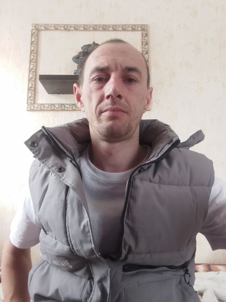  32282420  Andrey, 38 ,    