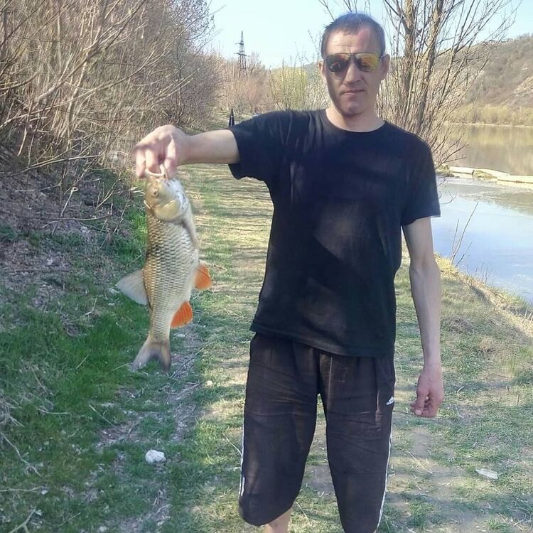  ,   Joney, 41 ,   ,   , c 