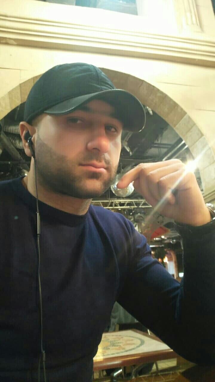  34725880  DjoNi, 32 ,    