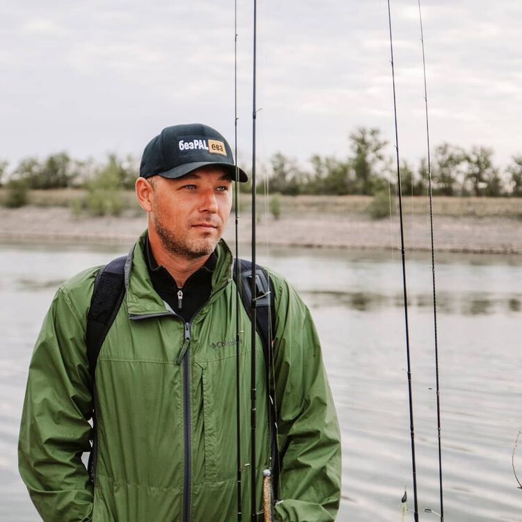  ,   Pavel, 41 ,   ,   