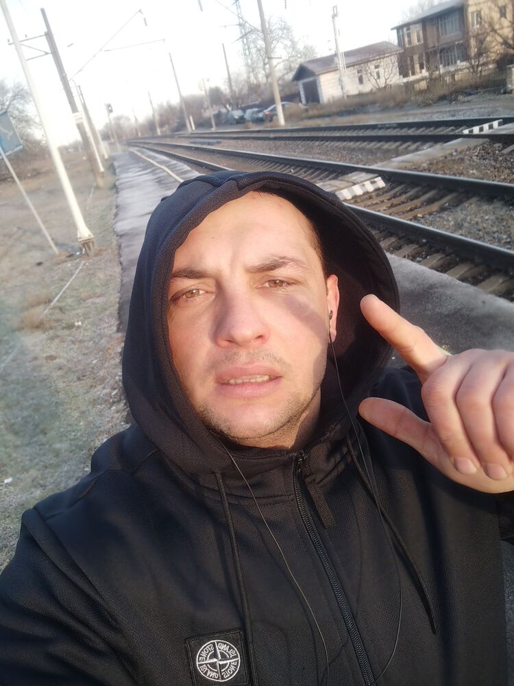  49178270  , 35 ,    --