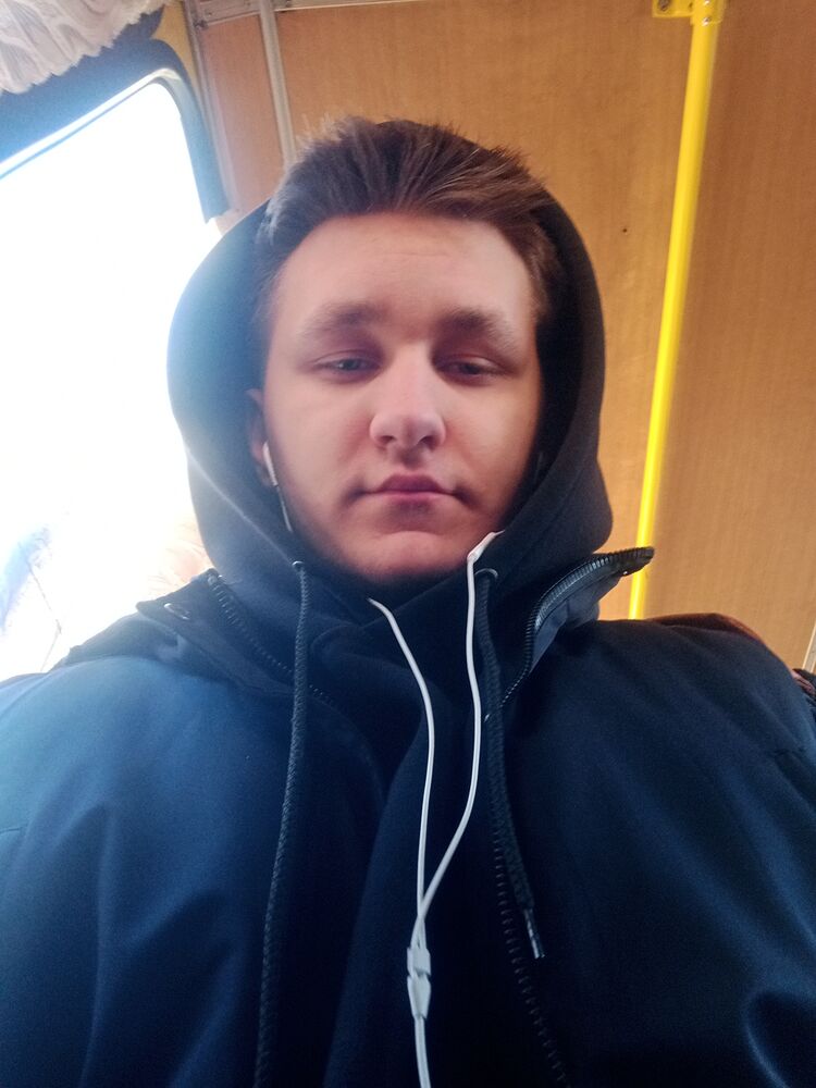  33437310  , 23 ,    