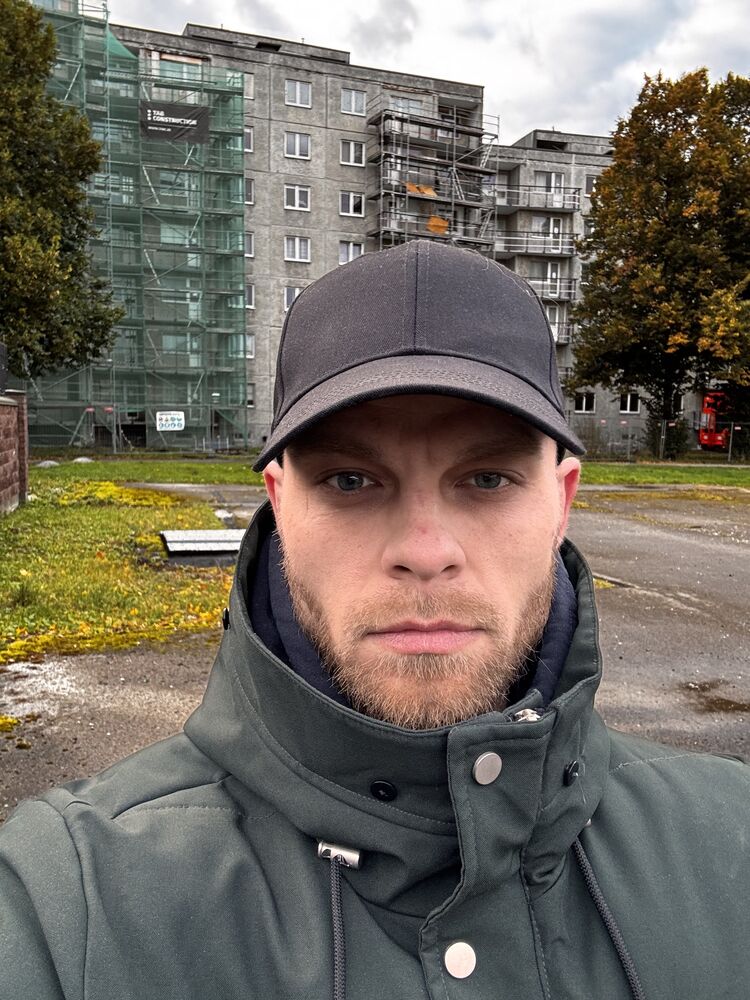  54053600  Vlad, 32 ,    