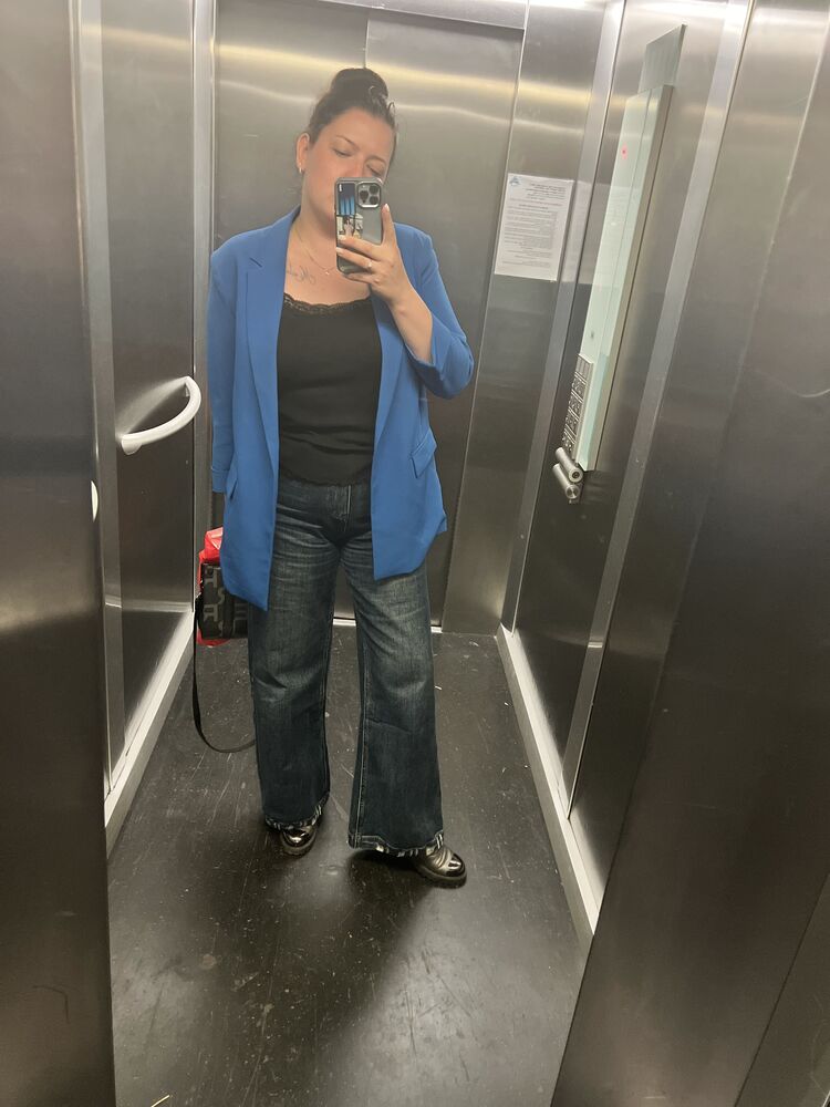  53643030  , 31 ,    