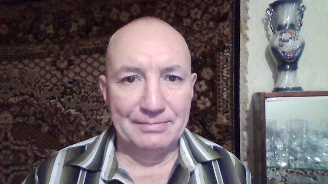  10563500  Evgeniy, 66 ,    