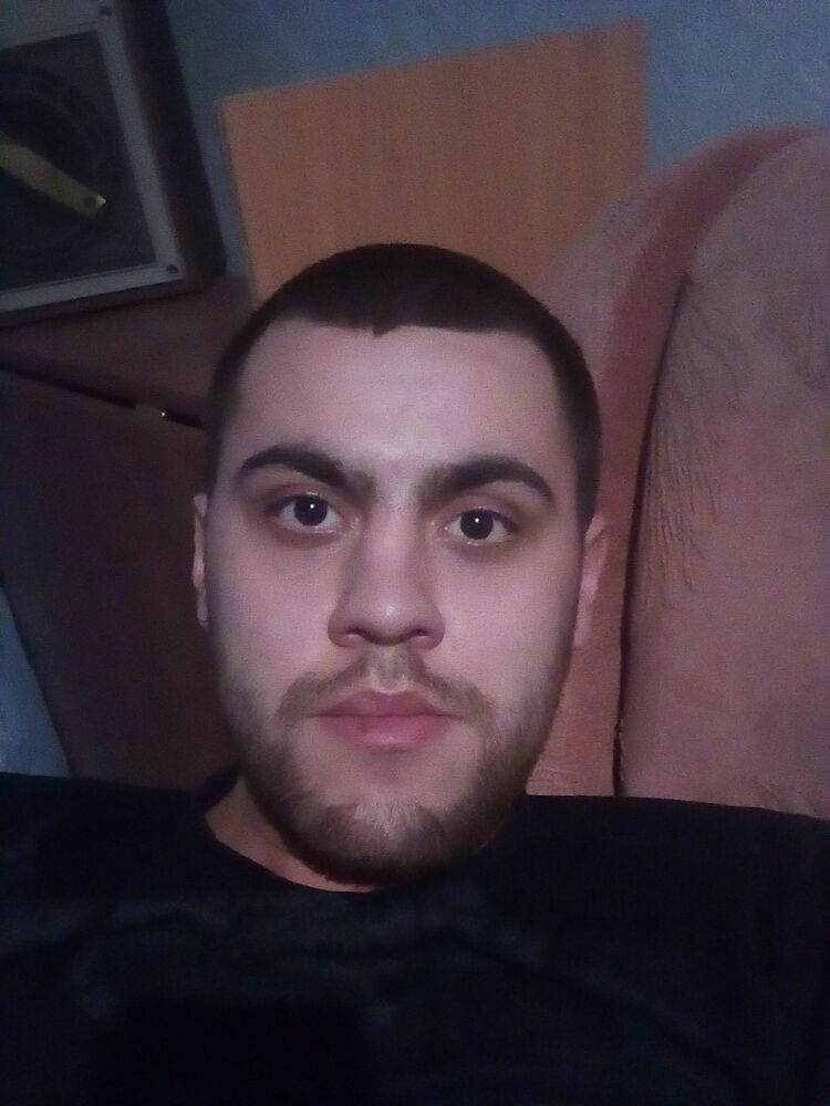  15131550  Vlado, 32 ,    