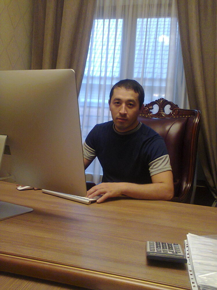  4255510  Maks, 40 ,    