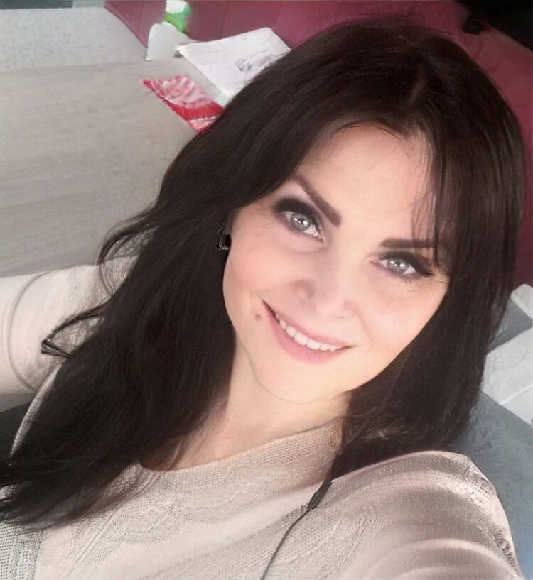  24054460  , 51 ,    -