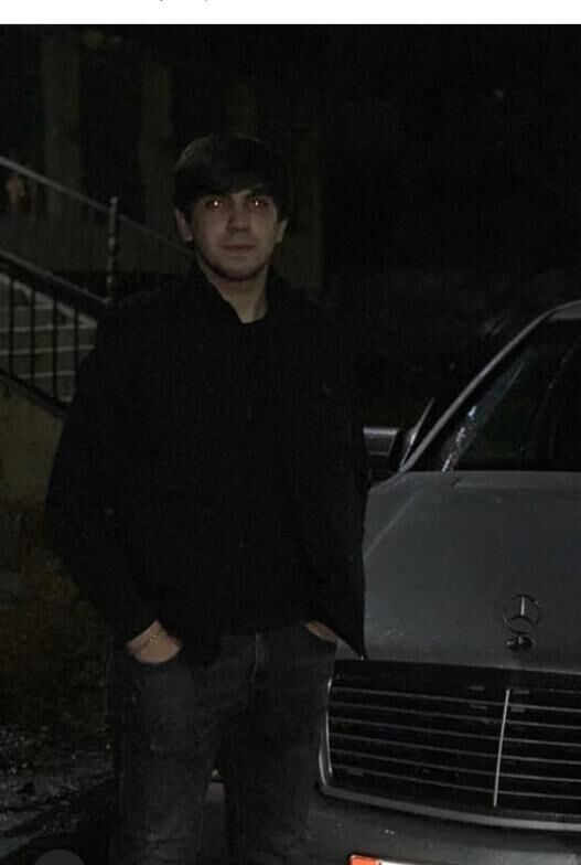  ,   Timur, 22 ,  
