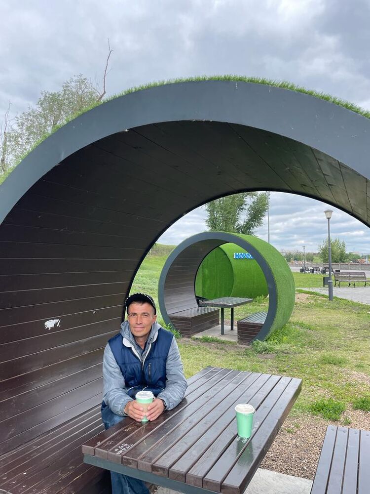  ,   Alexey, 48 ,   ,   
