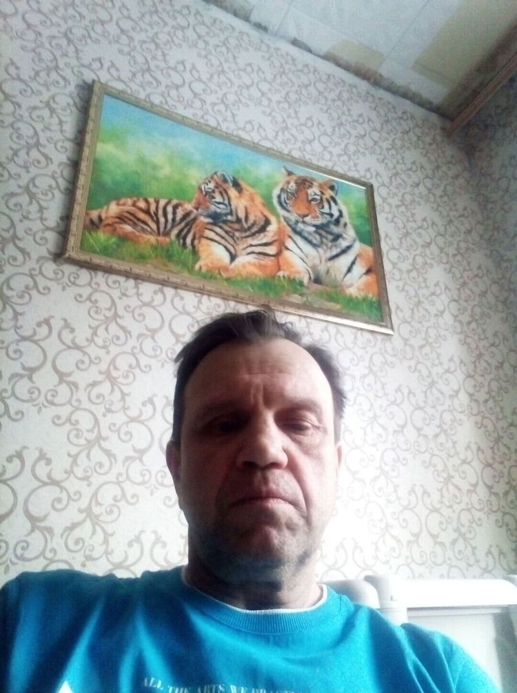  42463930  , 57 ,    