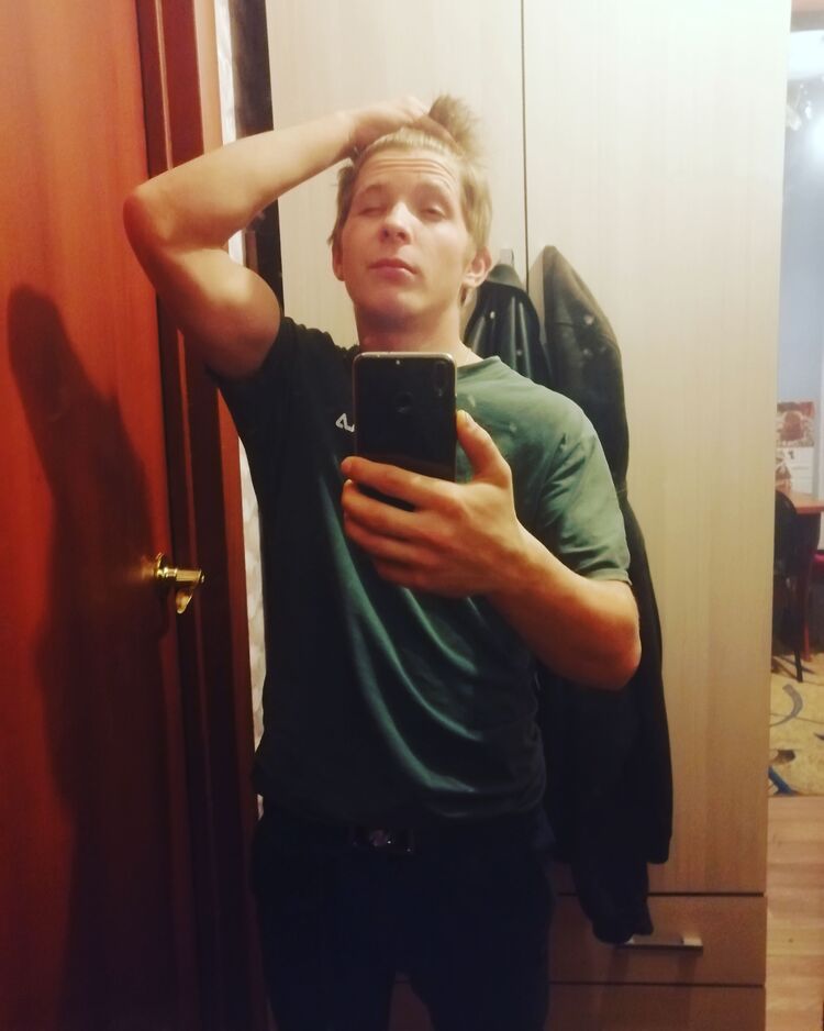  24147950  Danil, 23 ,    