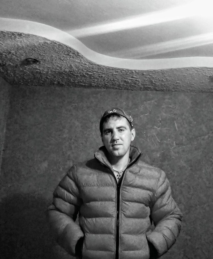  22962660  , 40 ,    