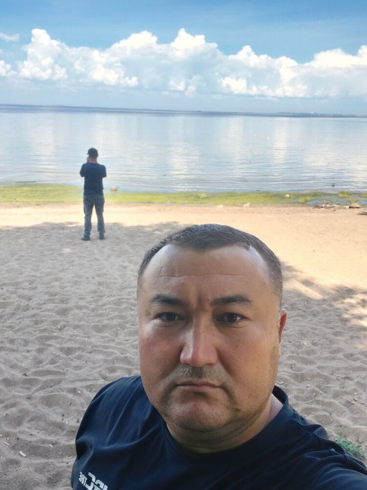  35781810  Ruslan, 33 ,    -