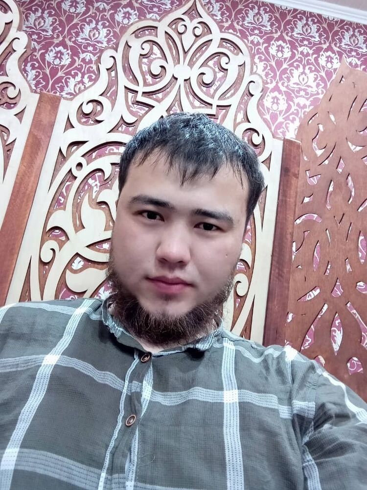  ,   Ali, 32 ,   ,   , c , 