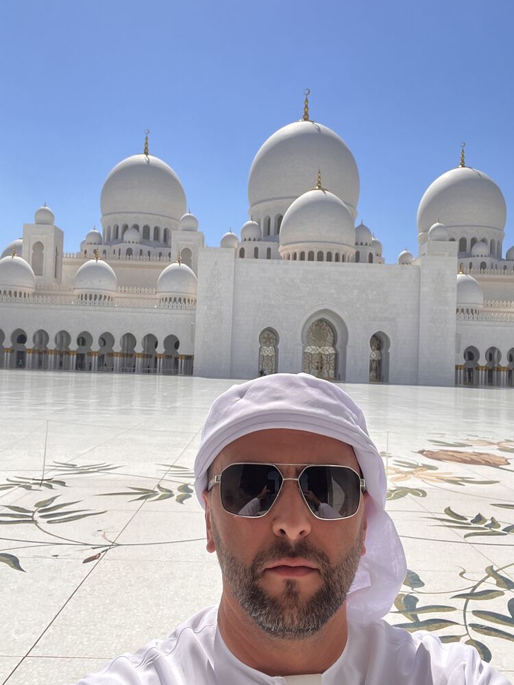  ,   Alex, 40 ,   ,   