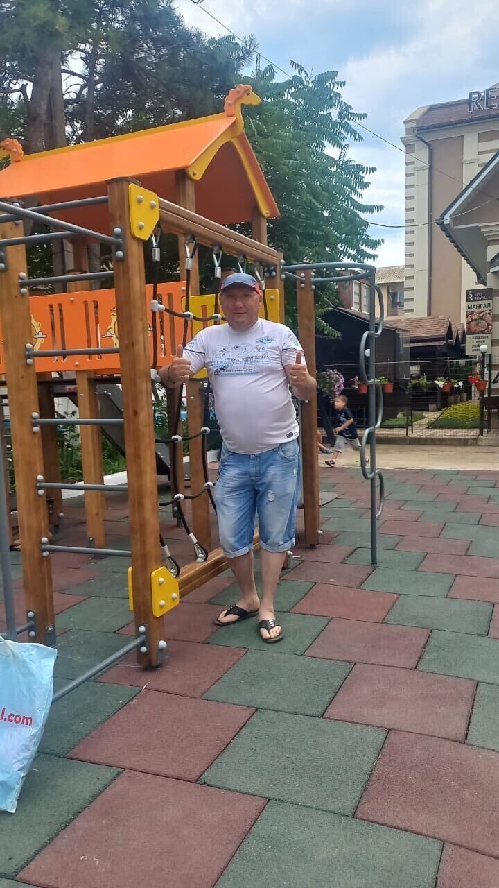  31025580  , 57 ,    