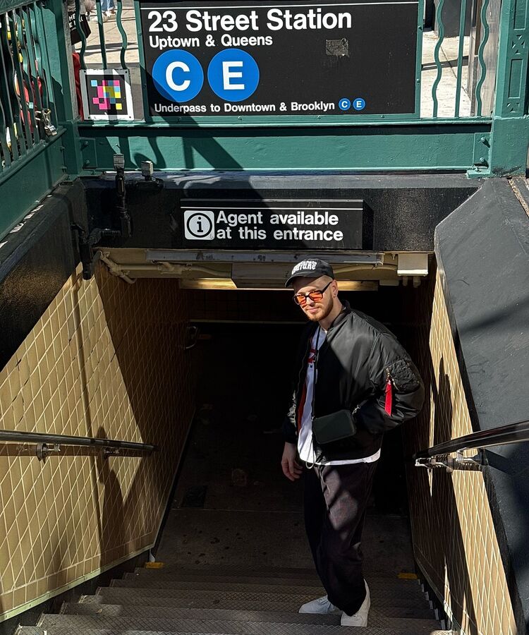 ���� 56125420 ������� Maxim, 31 ���, ���� ���������� � �����