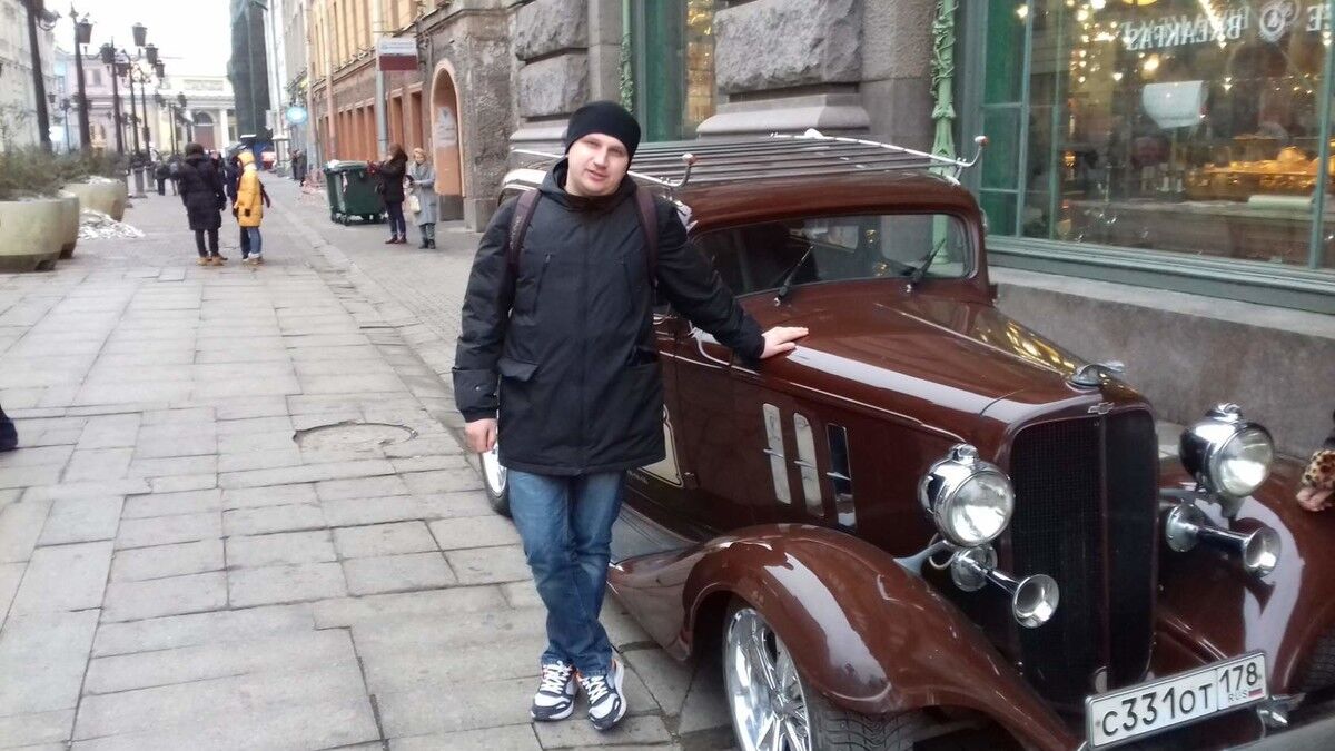  18617000  Dmitriy, 36 ,    