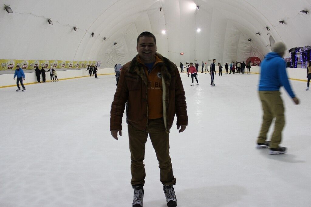  27546550  Andrey, 42 ,    