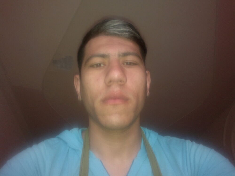  23394230  Jaxongir, 32 ,    