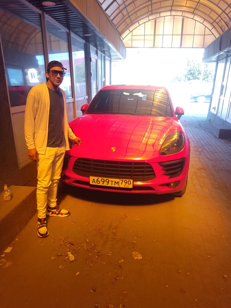  44492780  Luis, 31 ,    