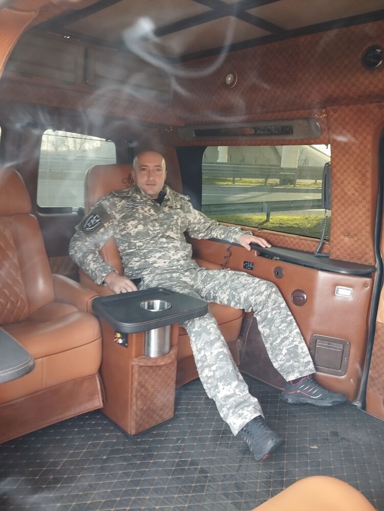  50706100  Islam, 37 ,    