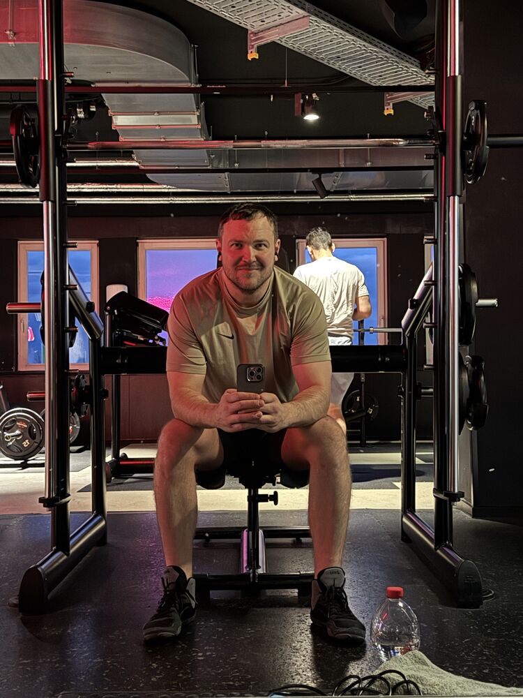  54776420  Vasiliy, 38 ,    Langenhagen