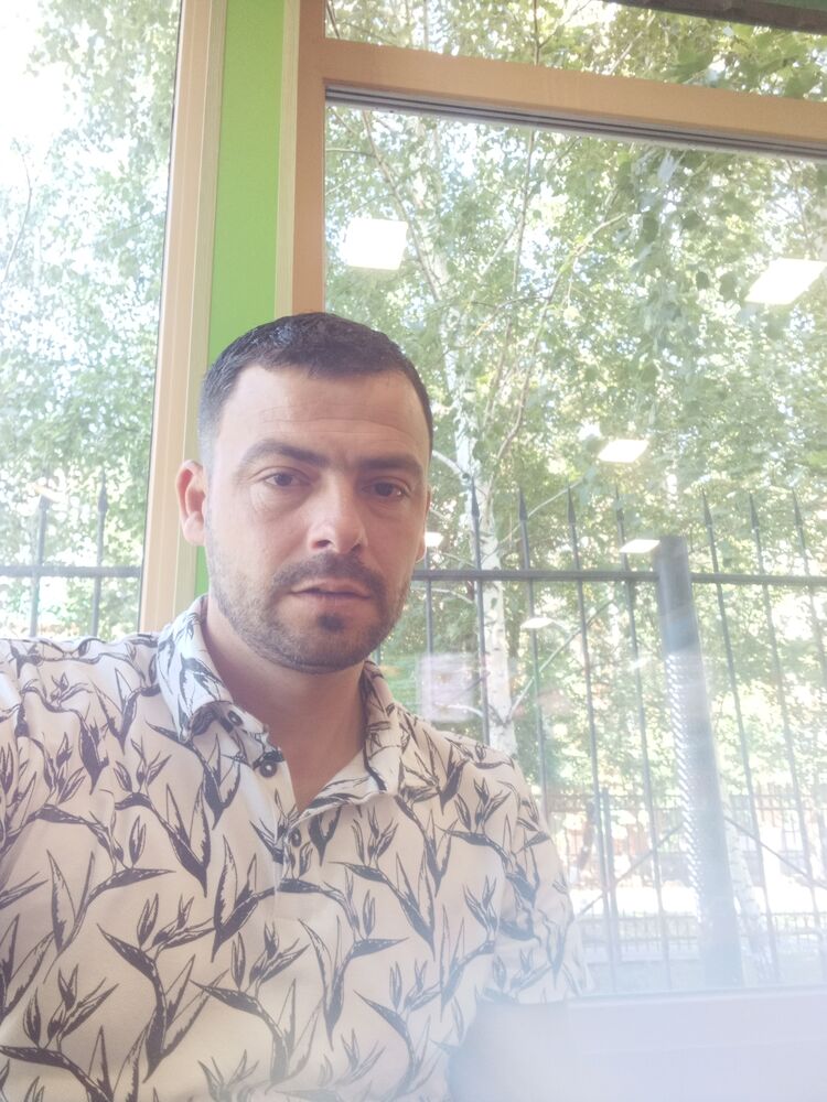  ,   Mazen, 38 ,   ,   , c 