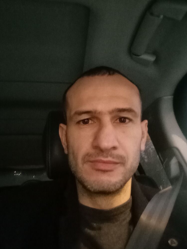  48136480  , 37 ,    