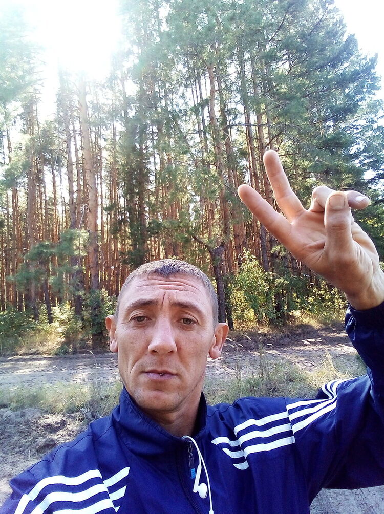  20121920  Ruslan, 39 ,    