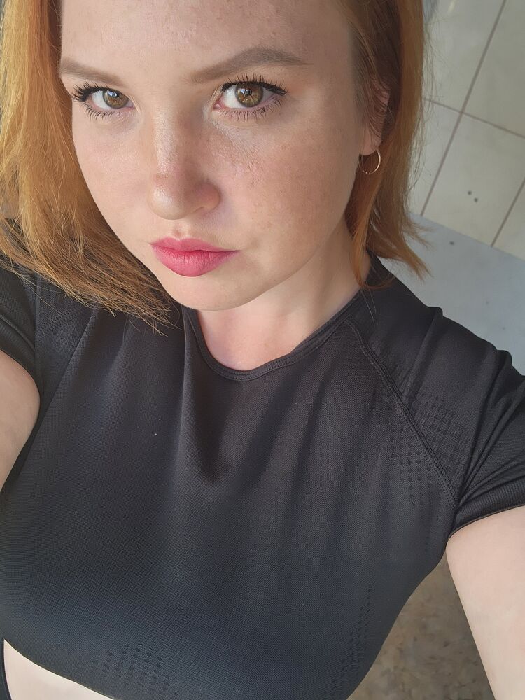  45827980  , 32 ,    