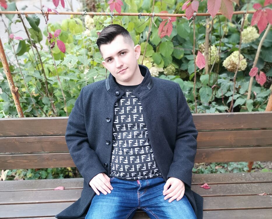 ,   , 28 ,   ,   