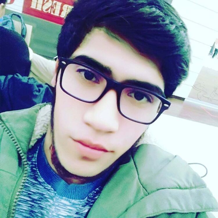  21587690  Alisher, 27 ,    