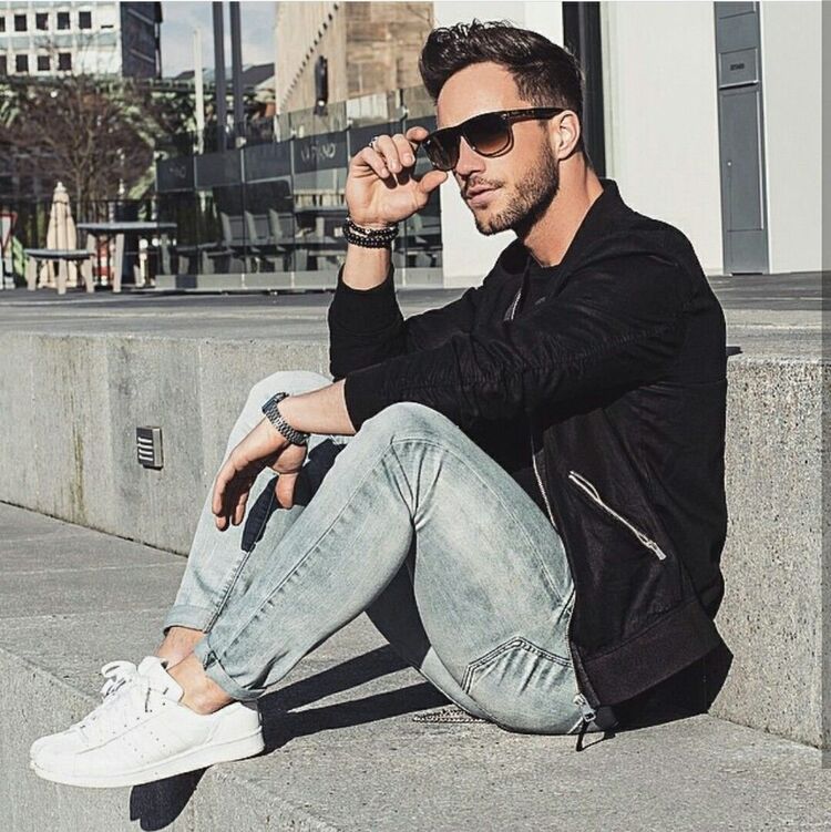 ���� 38041610 ������� AV, 34 ����, ���� ���������� � �������