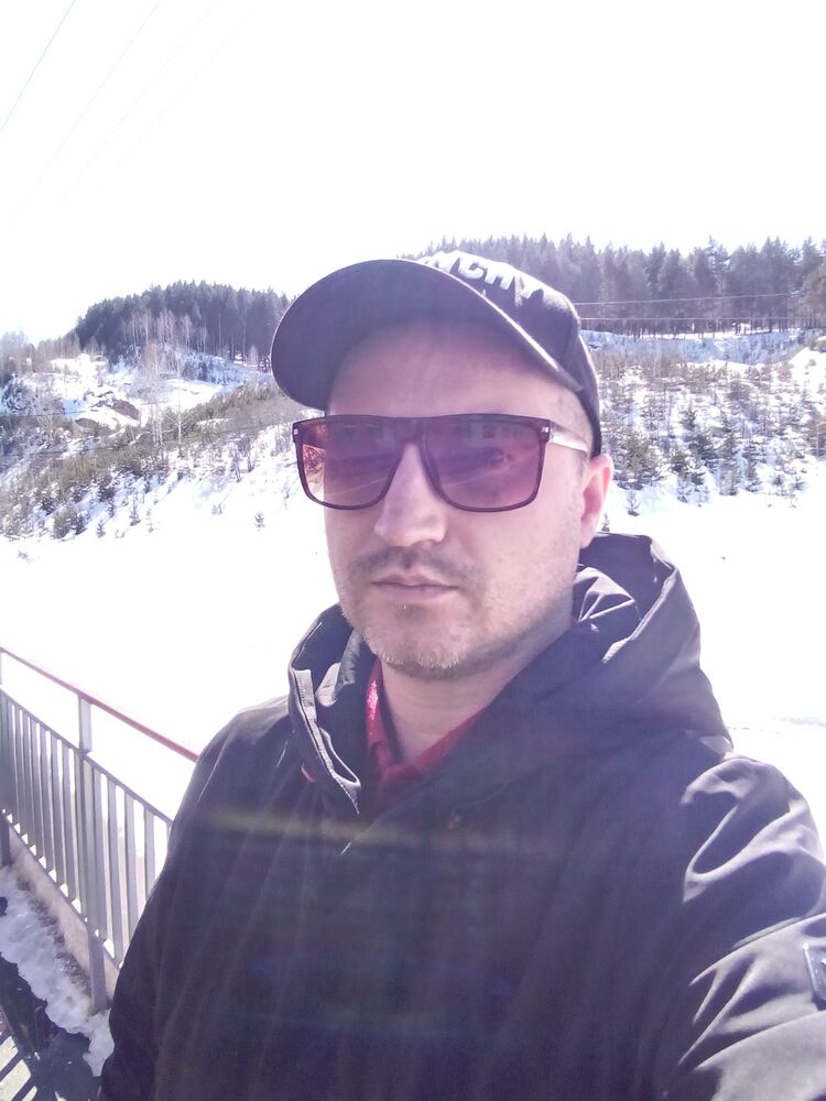  ,   Konstantin, 37 ,   ,   , c , 