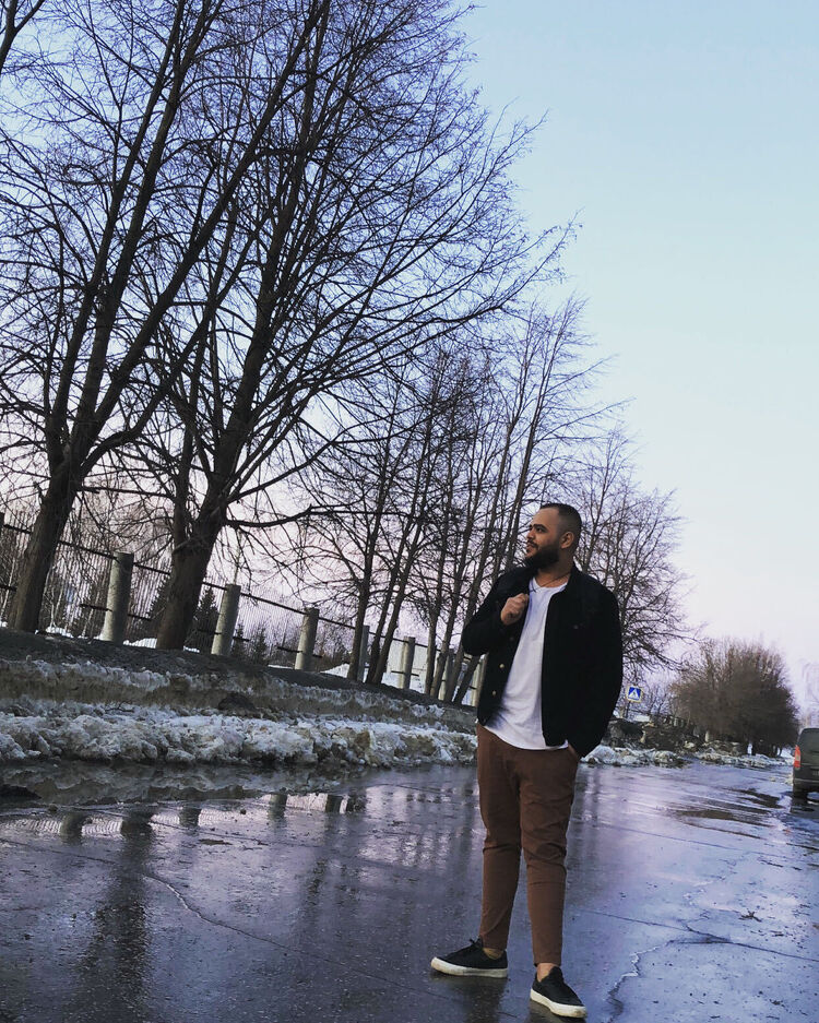  ,   Ali, 29 ,   ,   