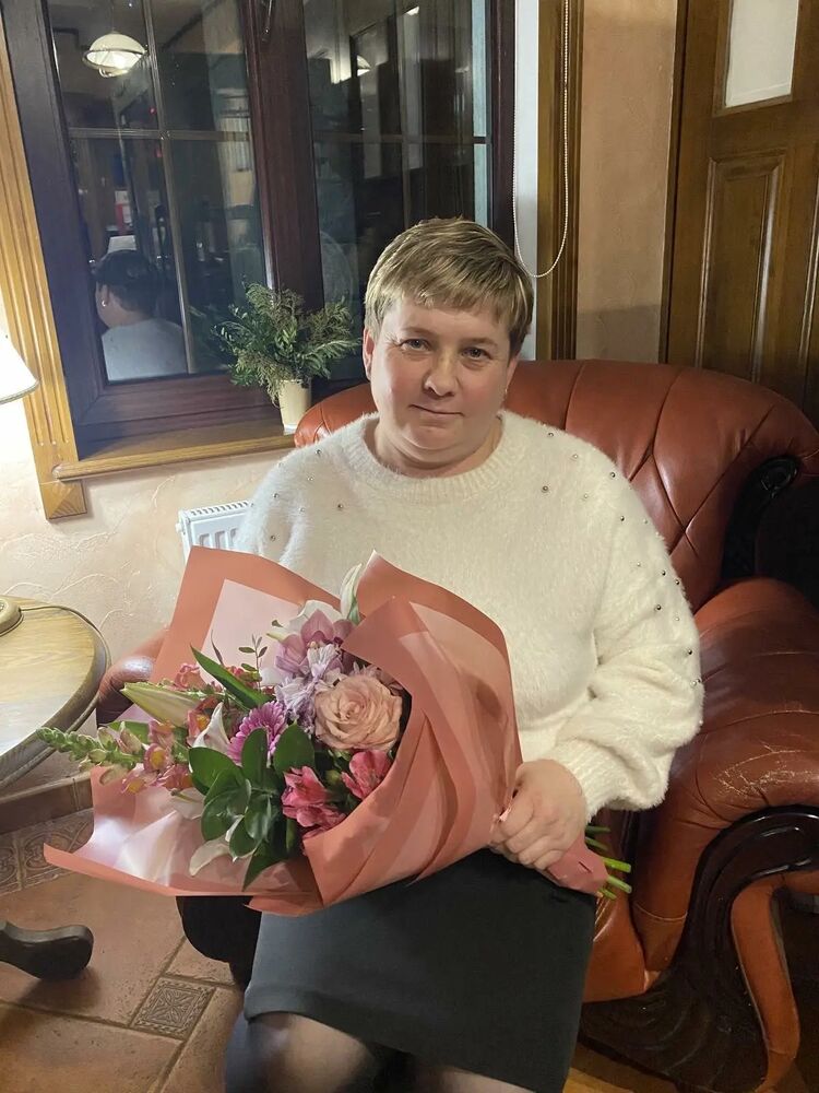  27650570  Nadya, 46 ,    