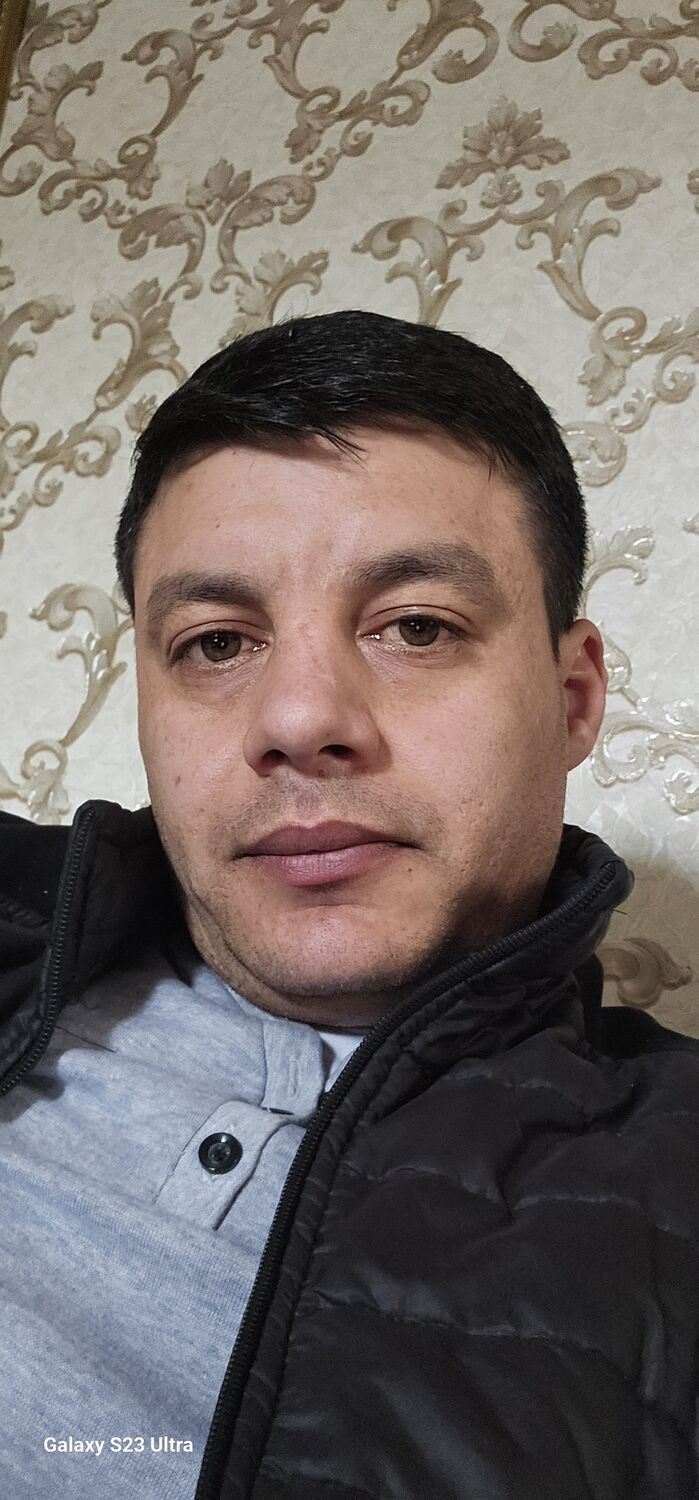  42178130  Arm Armenia, 33 ,    