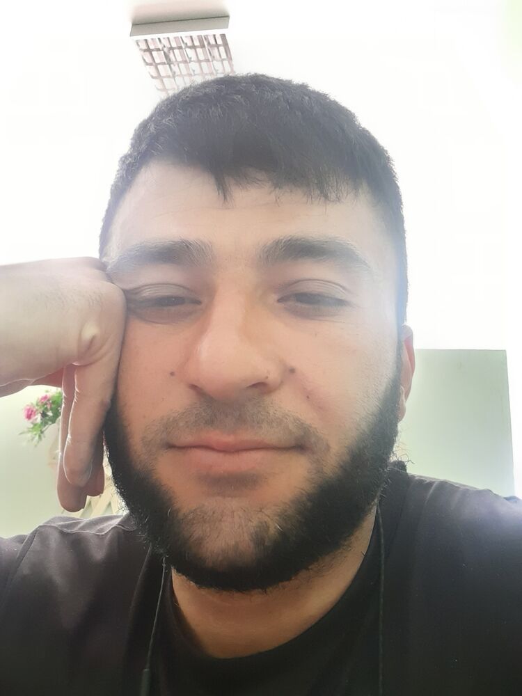  22937160  Murodjon, 35 ,    