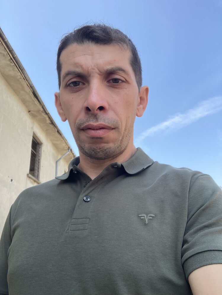  46374950  , 39 ,    