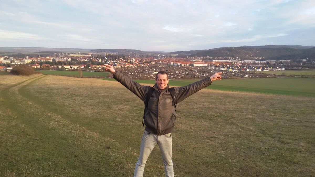  9278100  Kasiss, 45 ,    