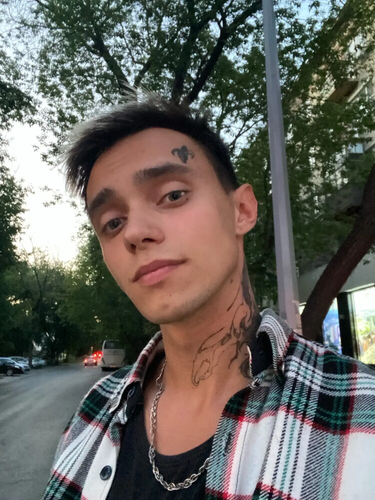  35790360  Lutic, 22 ,    