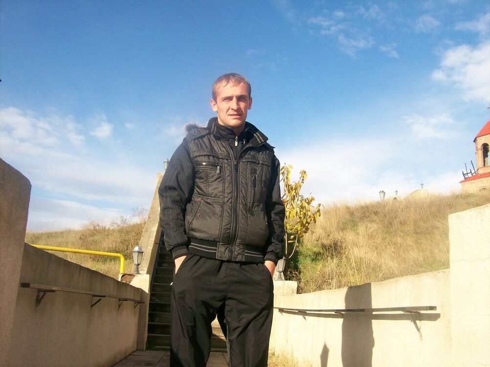  ,   Ameran, 39 ,   