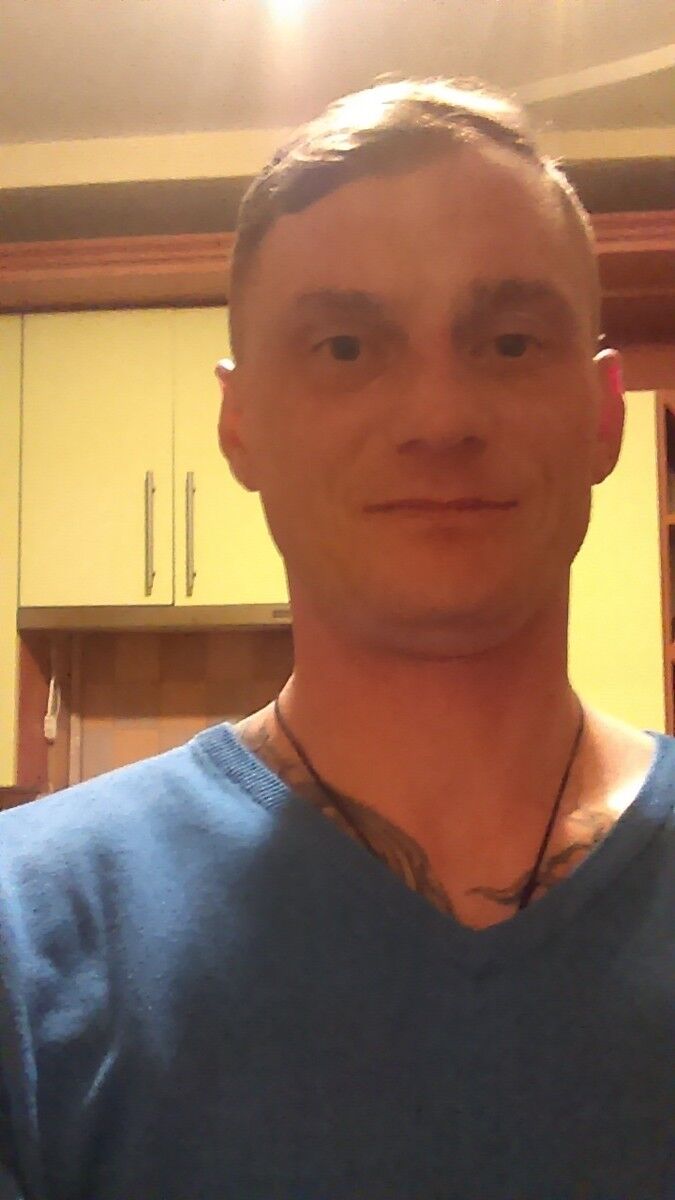  16119160  Sasha, 39 ,    