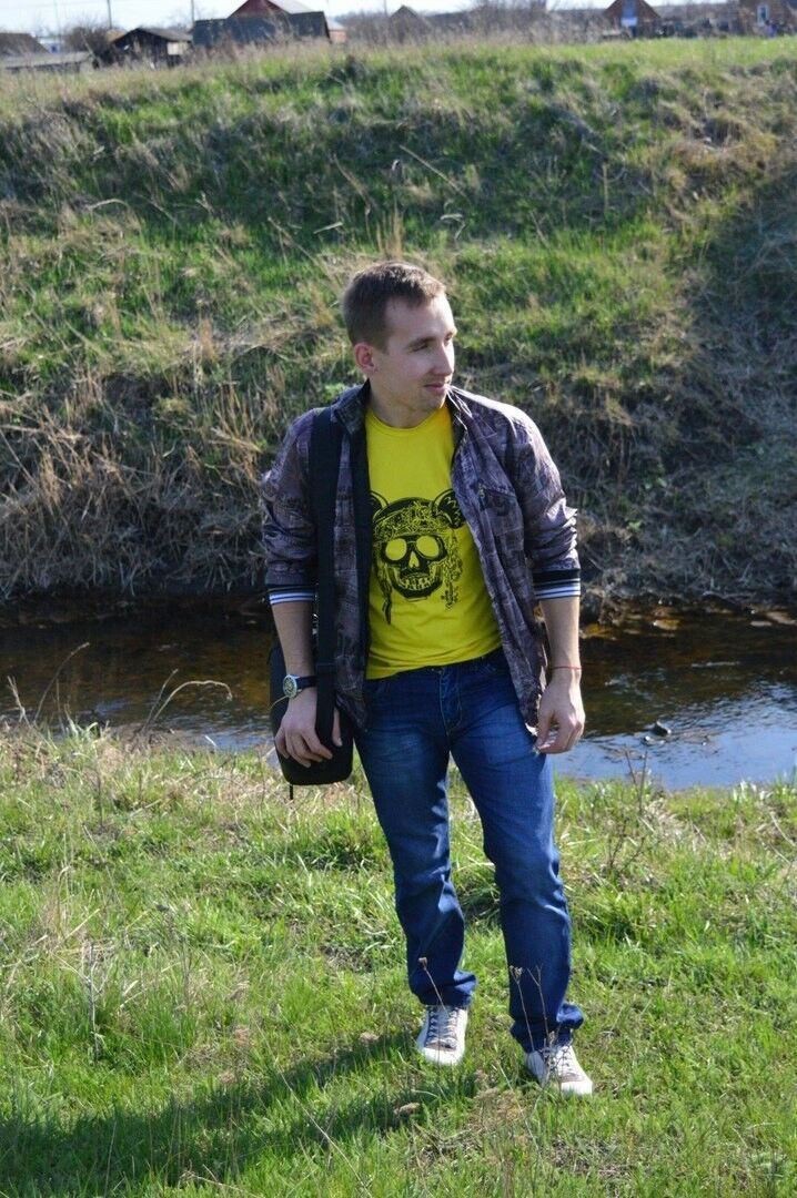  ,   Pavel, 32 ,   ,   , c , 