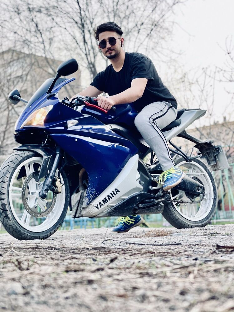  33657590  Hamza, 26 ,    
