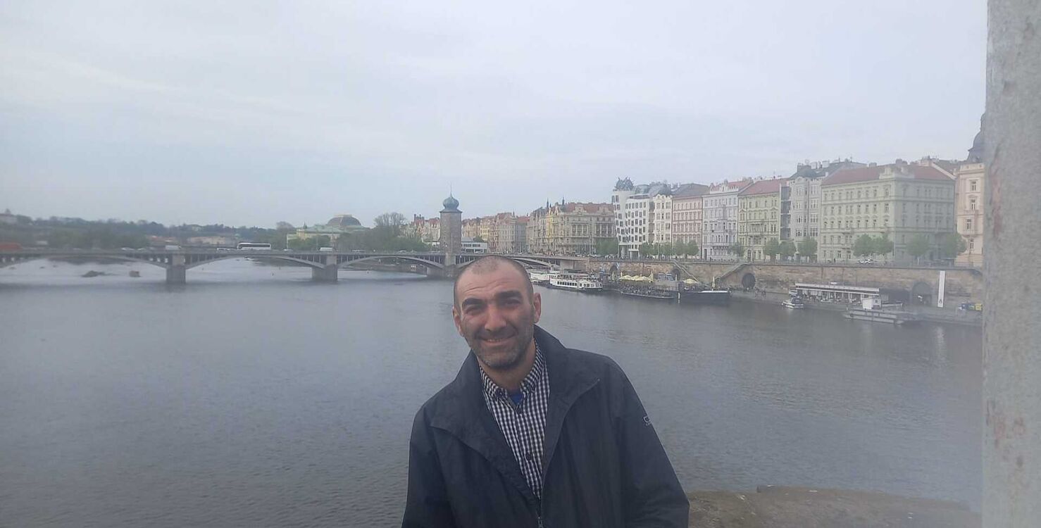  31636730  Rezo, 44 ,    Praha