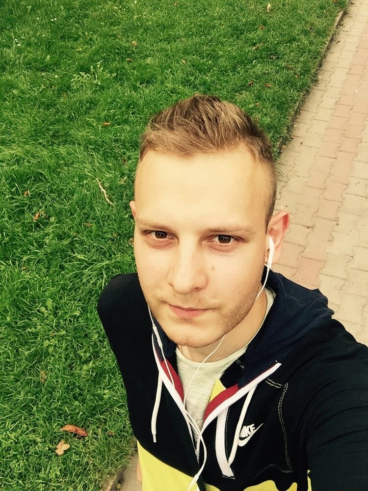  ,   Taras, 32 ,   ,   , c 